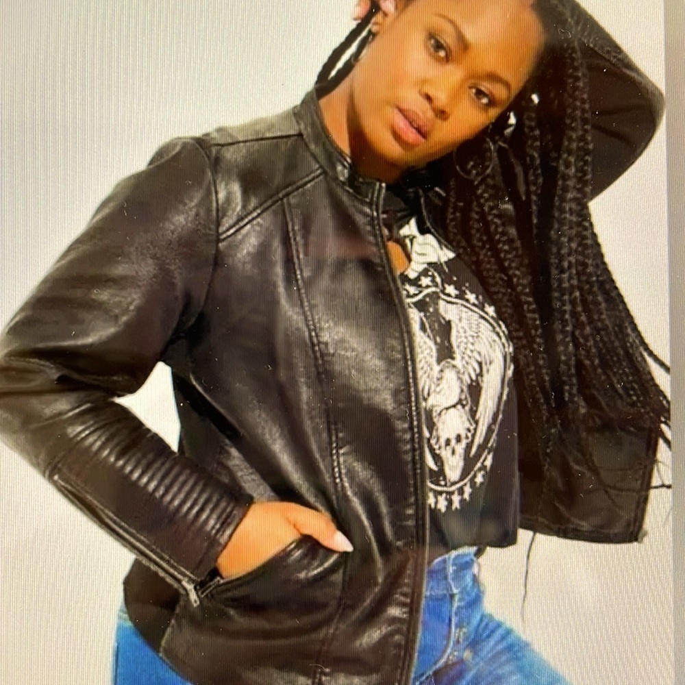 EUC Torrid Faux Leather Collarless Moto Jacket Women 
+Size 3. Deep Black.